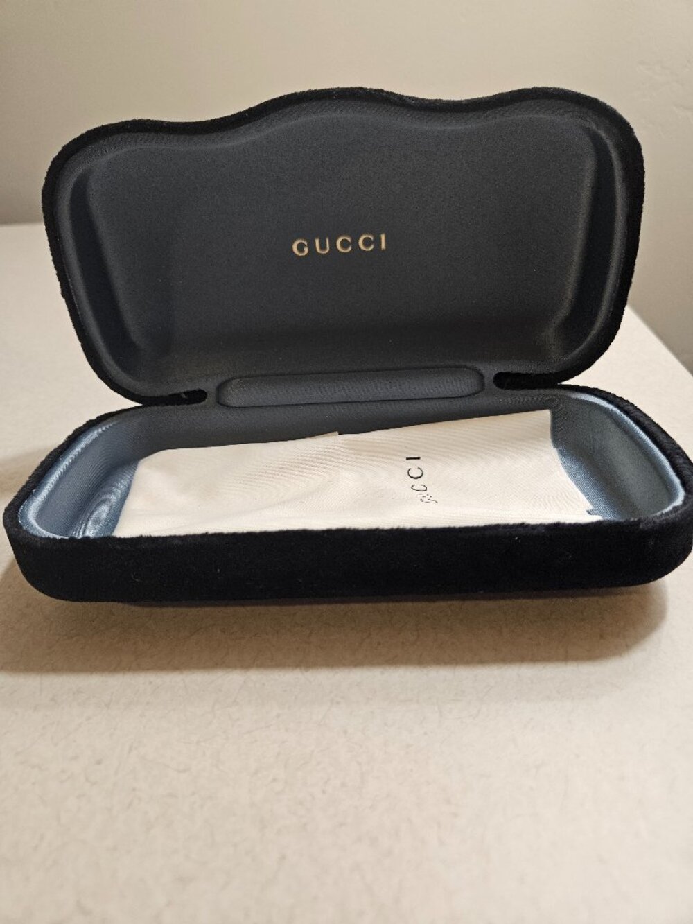 Gucci Case for Glasses in Black Velvet